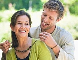 Como conquistar um homem mais novo